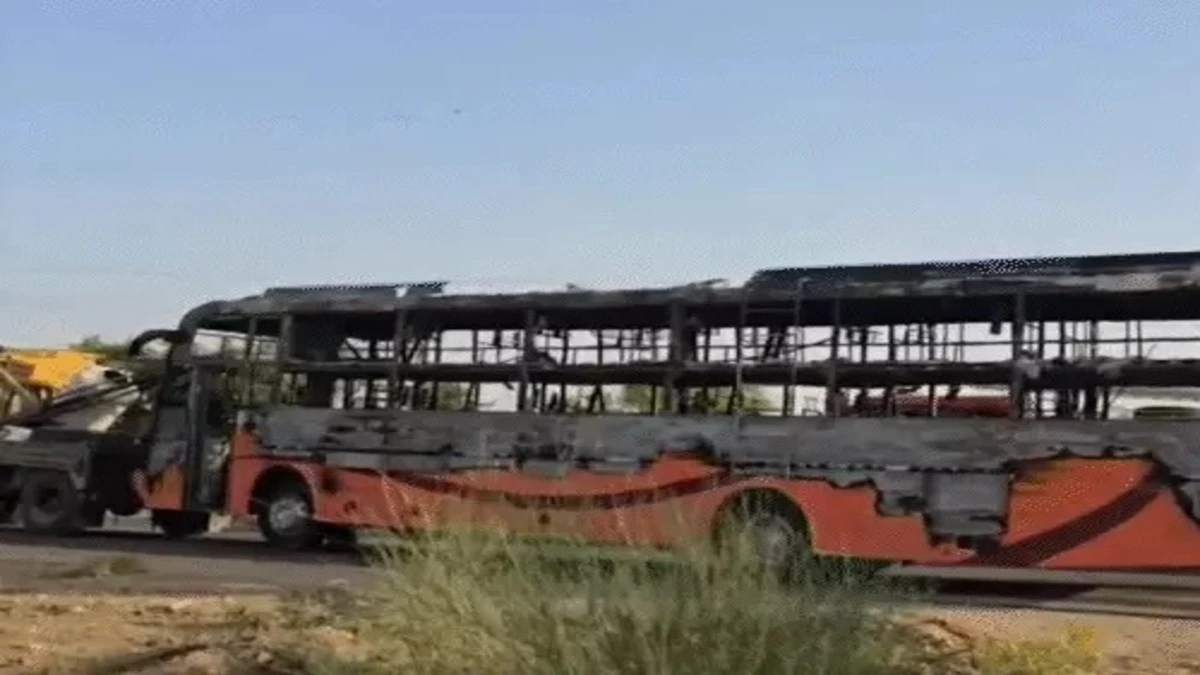 Rajasthan में बड़ा Road Accident: Jaisalmer से Jodhpur जा रही Bus में आग, 20 लोगों की मौत, कई घाय