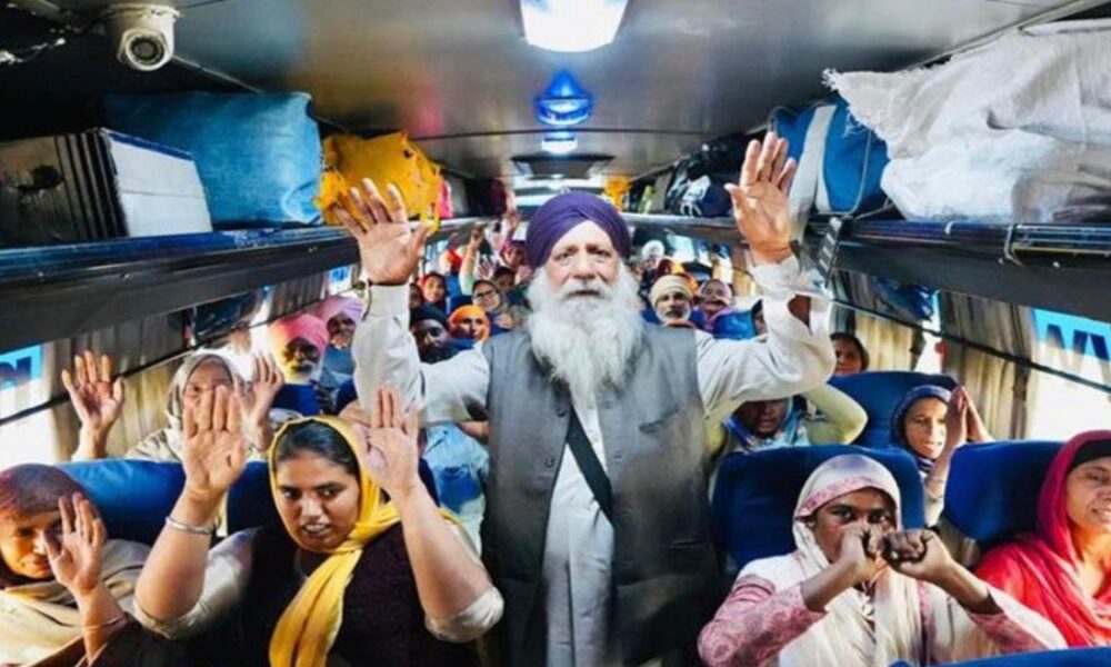 बुजुर्गों की Golden Temple जाने की मन्नतें पूरी करने निकली Mann सरकार: Punjab से तीर्थ यात्रा का दूसरा काफिला रवाना
