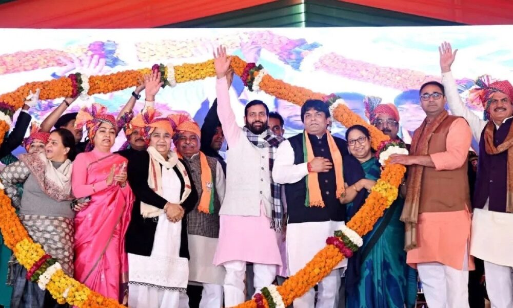 विकसित गुरुग्राम की दिशा में बड़ा कदम, सीएम सैनी ने शहर में 100 किमी स्मार्ट सड़क और नए अस्पताल बनाने का किया ऐलान