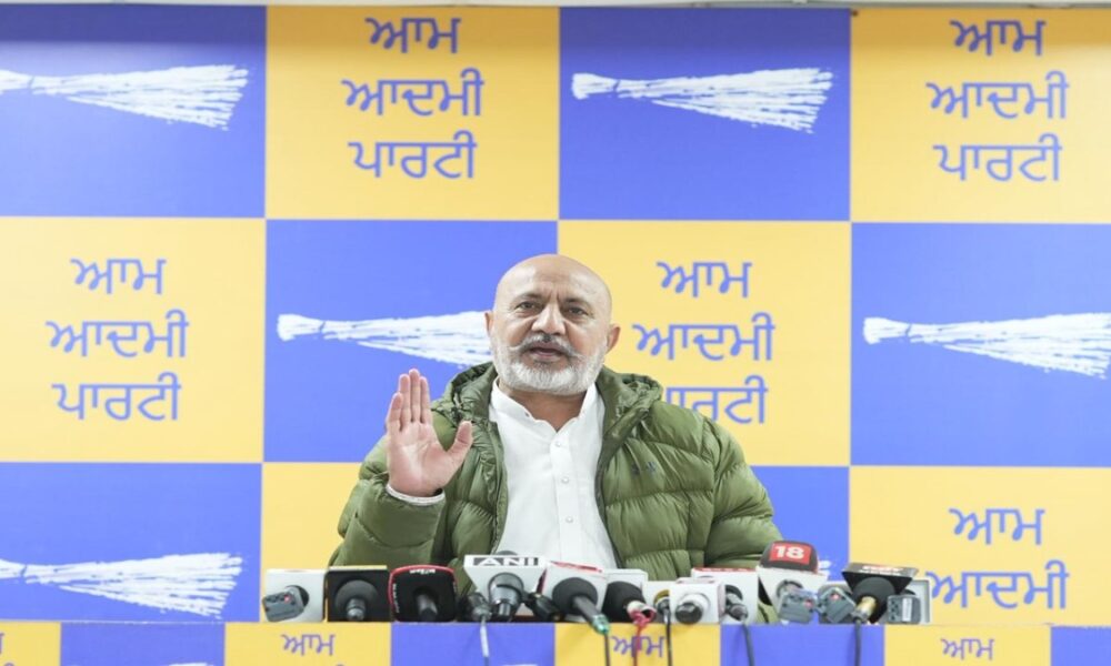 बिट्टू ने खुद 2007-17 के अकाली-भाजपा राज और 2017-22 की नाकाम कांग्रेस सरकार की असलियत किया पर्दाफाश: बलतेज पन्नू