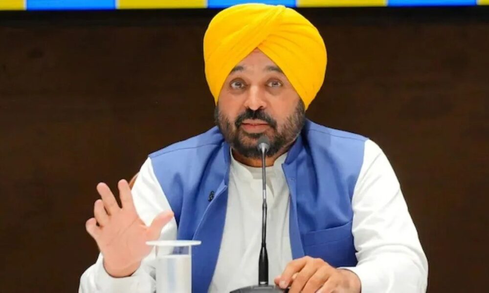 AAP सरपंच की हत्या के बाद CM सख्त, भगवंत मान ने DGP से फोन पर की बात