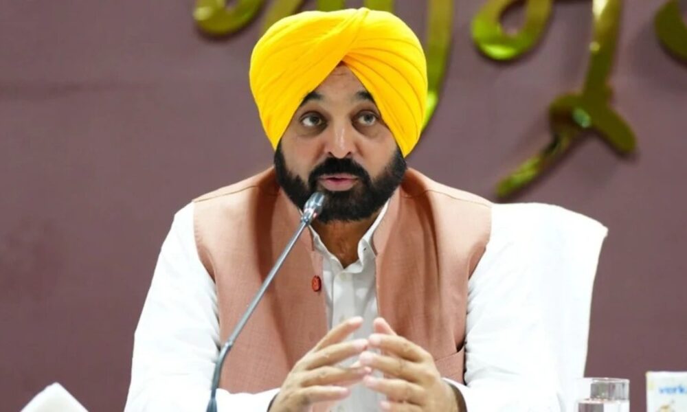 पंजाब CM मान को अस्पताल से मिली छुट्‌टी: 2 दिन पहले हुए थे भर्ती आज लुधियाना जाएंगे