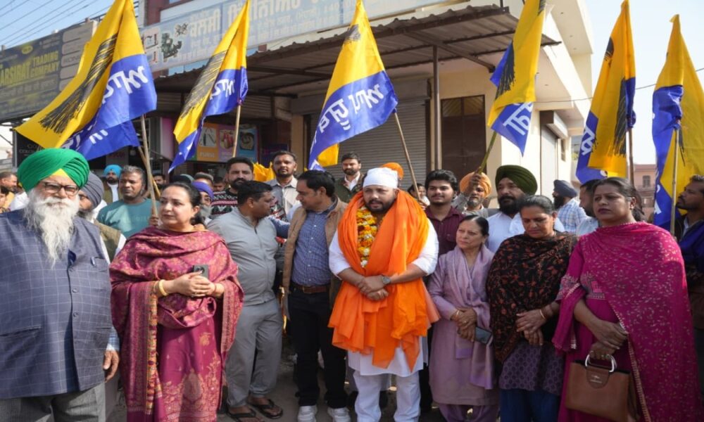 ‘AAP’ यूथ विंग ने निकाली ‘शुक्राना यात्रा’, भारी संख्या में युवा हुए शामिल