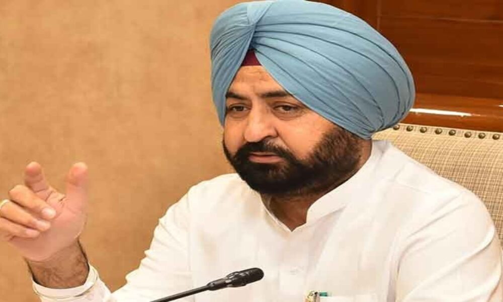केजरीवाल और सिसोदिया को मिली क्लीन चिट, ईमानदार राजनीति की जीत: Hardeep Singh