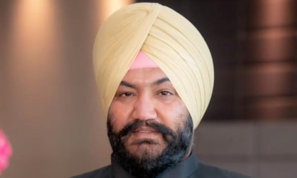 बादल परिवार ने SGPC को भ्रष्टाचार का अड्डा बना दिया,गुरु की गोलक और लंगर की कनक तक नहीं छोड़ी: तलबीर सिंह गिल