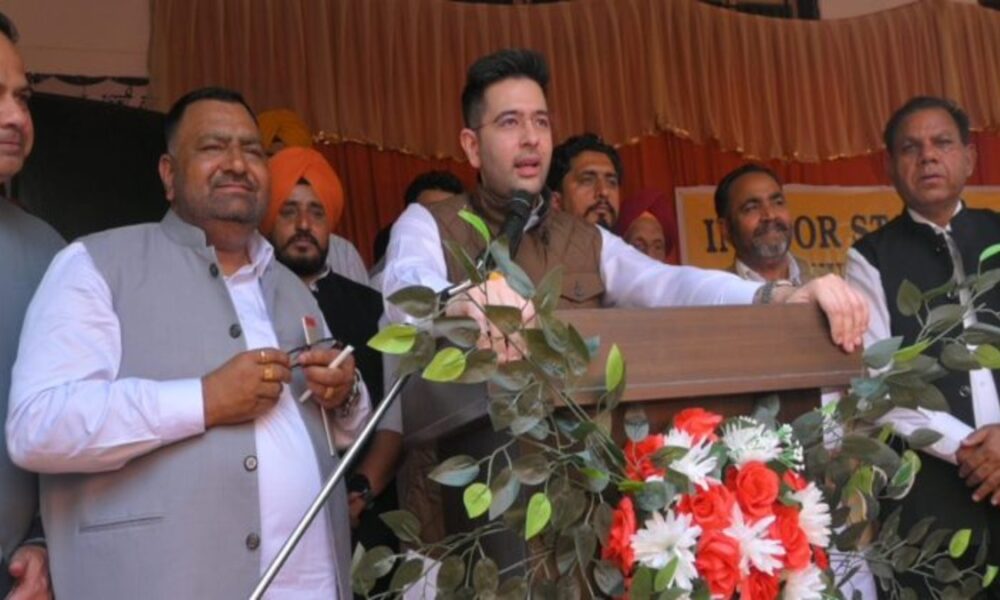 राज्यसभा सांसद राघव चड्ढा ने पंजाब के नूरपुर बेदी गांव में इनडोर खेल सुविधा के लिए ₹1 करोड़ एमपीलैड फंड आवंटित किया
