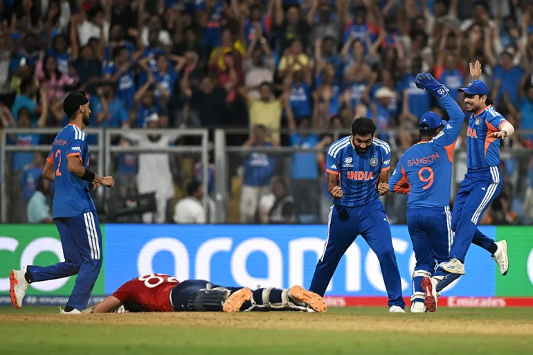 T20 वर्ल्ड कप: भारत ने इंग्लैंड को 7 रन से हराकर फाइनल में बनाई जगह, सैमसन की शानदार पारी