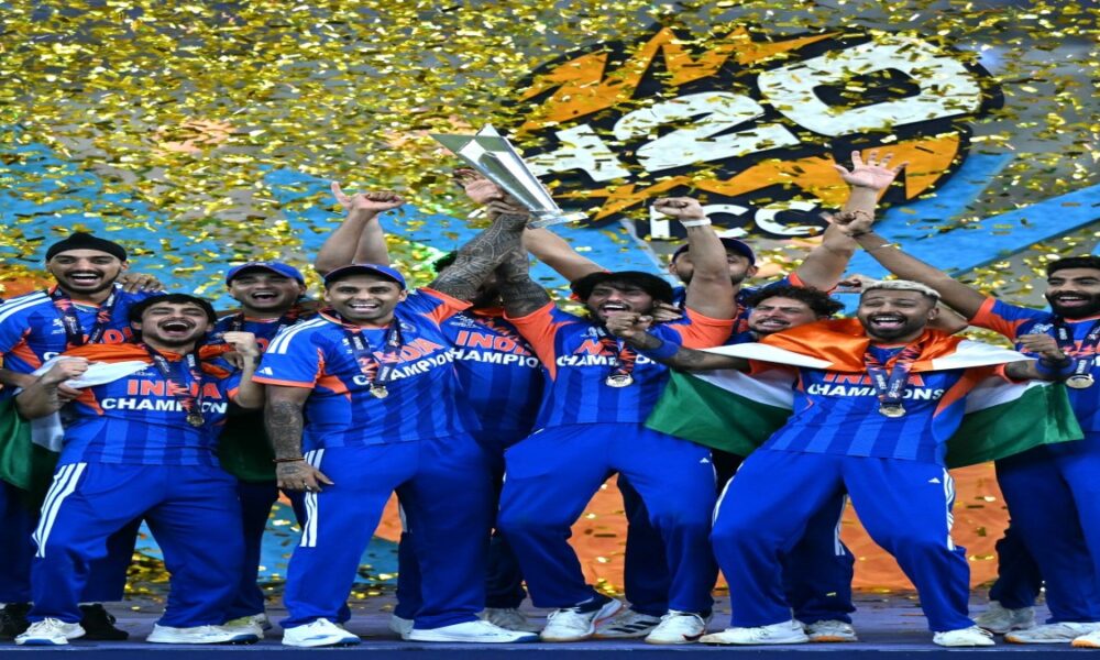 न्यूजीलैंड को हराकर वर्ल्ड चैंपियन बना भारत, तीसरी बार जीता टी20 वर्ल्ड कप का खिताब