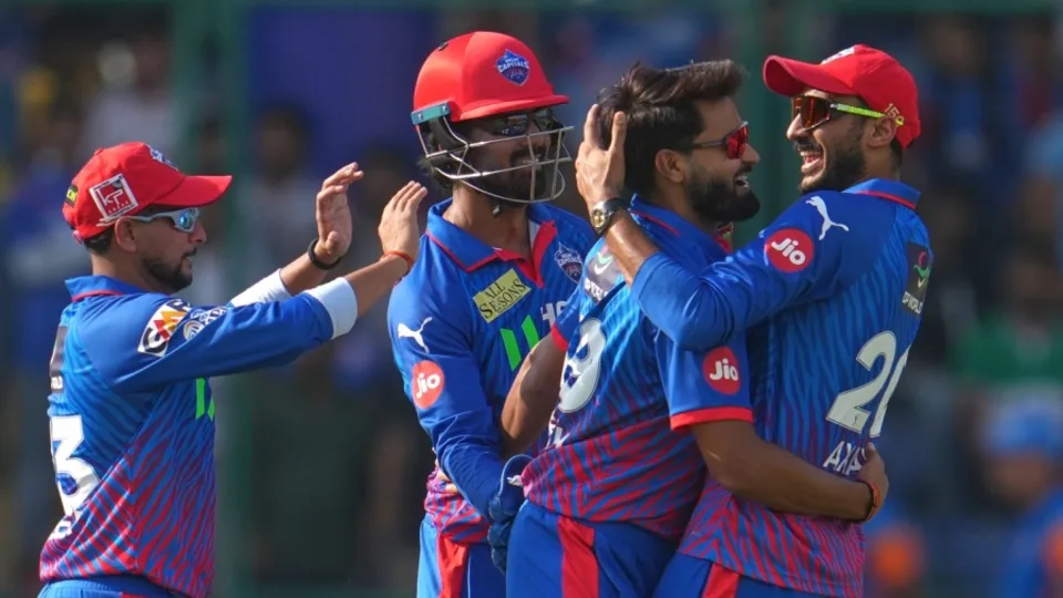 IPL 2026 : दिल्ली की दमदार जीत, मुंबई को 6 विकेट से हराया, समीर रिजवी की तूफानी पारी