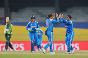भारत ने पाकिस्तान पर दर्ज की 64 रन की बड़ी जीत, दीप्ति शर्मा की घातक गेंदबाजी और मंधाना की शानदार फिफ्टी से महिला टी-20 वर्ल्ड कप में विजयी आगाज