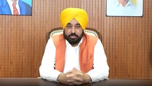वायरल वीडियो विवाद पर AAP का पलटवार: बोले- वीडियो में दिख रहा व्यक्ति CM भगवंत मान नहीं, हमशक्ल कलाकार