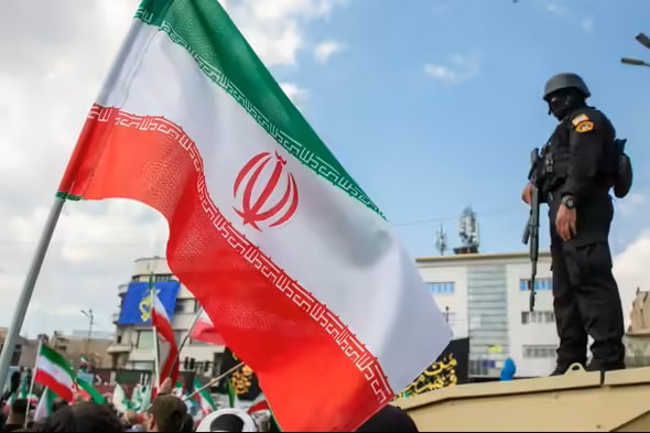 IRGC की ट्रंप को दोटूक चेतावनी, कहा- अब अमेरिका को चुनना होगा अपना रास्ता