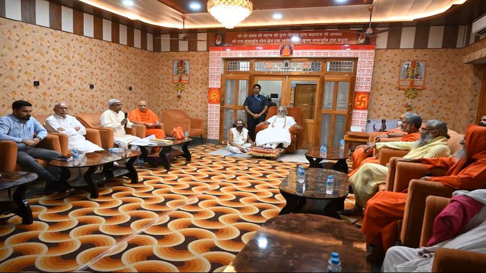 राम मंदिर में नई व्यवस्था लागू, धार्मिक मामलों की देखरेख के लिए नौ सदस्यीय संत समिति का गठन