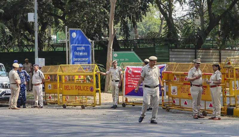 संसद सत्र के चलते दिल्ली में बदला ट्रैफिक प्लान, कई रास्ते बंद और मेट्रो स्टेशनों पर भी रोक