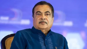 हाईकोर्ट से मिली अनुमति के बाद सोशल मीडिया कंपनियों पर कानूनी कार्रवाई की तैयारी, गडकरी ने E20 योजना से खुद को बताया अलग