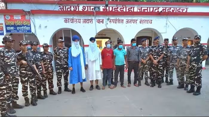 भारत-नेपाल सीमा पर बड़ा एक्शन: अमेरिकी नागरिक संग ‘वारिस पंजाब दे’ का फरार आतंकी गिरफ्तार, घुसपैठ की बड़ी साजिश नाकाम