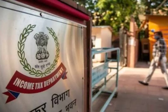 आयकर विभाग की बड़ी कार्रवाई, 5 क्षेत्रों में 926 टैक्सपेयर्स को नोटिस; GST और ITR के आंकड़ों में अंतर की जांच