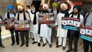 पंजाब विधानसभा का मानसून सत्र: तीसरे दिन कांग्रेस का हंगामा, प्रश्नकाल में नकली खाद और कंपनियों पर उठे सवाल
