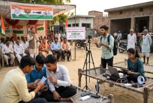 चुनावी मैदान में डिजिटल इंफ्लूएंसर्स की एंट्री: पार्टियां बना रहीं लोकल क्रिएटर्स की टीम, एक कंटेंट के लिए 30 लाख तक का दावा