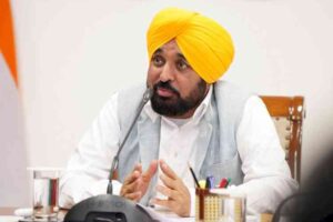 पंजाब चुनाव में बकाया DA पर घमासान, कर्मचारियों को साधने में जुटीं पार्टियां; मान सरकार के सामने बड़ी चुनौती