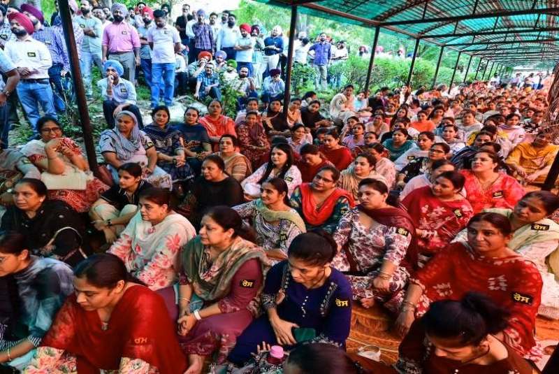 पंजाब में कर्मचारियों का आंदोलन जारी, 11 सितंबर तक नहीं करेंगे काम; सरकार बोली- बातचीत से सुलझाएंगे मसले