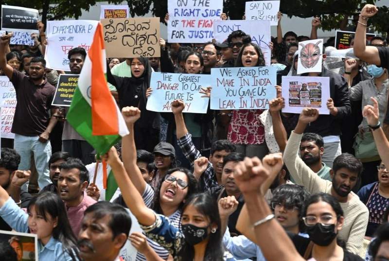 दिल्ली में CJP के प्रदर्शन पर पुलिस की सख्ती, 7 हजार से ज्यादा लोग हिरासत में; ममता-केजरीवाल समेत कई नेता रोके गए