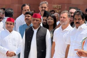 SIR विवाद पर विपक्ष की सुप्रीम कोर्ट में याचिका अटकी, रजिस्ट्री ने निकालीं 14 कमियां; खड़गे के पहचान पत्र से लेकर कोर्ट फीस तक पर सवाल